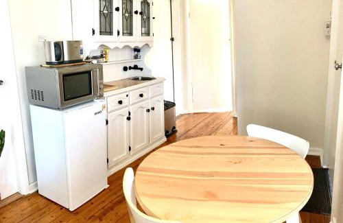 Tumut Apartment | Rose End Cozy Apartment