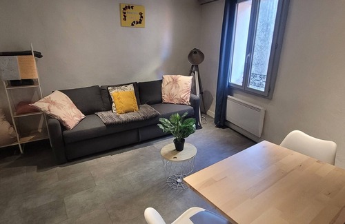 Grasse Apartment | Rose Fragrance
