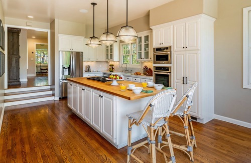 Upper East House | Rose Garden Cottage - Classic Santa Barbara Luxury