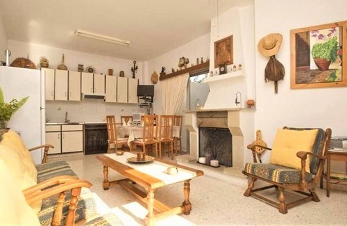 Peristerona Villa | Rose Garden Villa, Peristerona, Polis Chrysochous