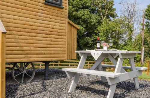 Illogan House | Rose