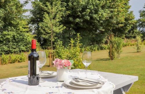 Illogan House | Rose
