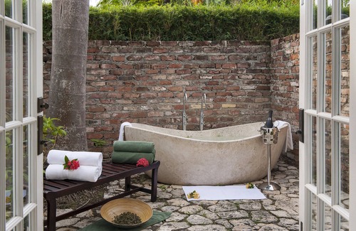 Montego Bay Villa | Rose Hall Villa 6 Bedroom Garden View, Private pool, cook, housekeeper & butler