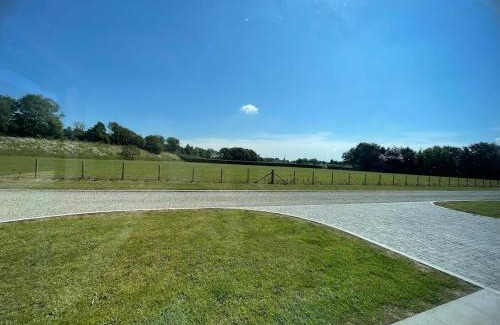 Faversham Villa | Rose - Luxury New Holiday Hot tub lodge