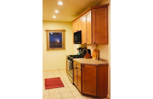 Rose Park House | Rose Park Retreat | 2 BD | Light & Airy | Ace location