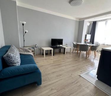 g.k. Strelbishte Apartment | Rose's apartment - South park, Free Parking, Mountain View, self check-in, close to metro, stores, family-friendly