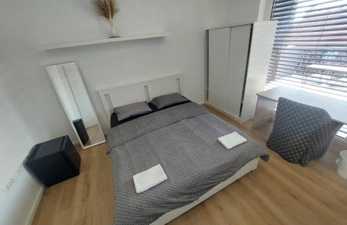 Ljubljana Apartment | ROSE VALLEY, modern studios & apartments