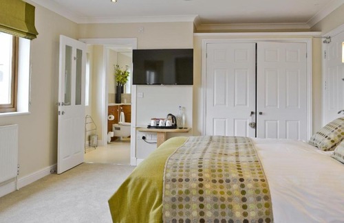 Newcastle Emlyn Bed & Breakfast | Roseberry House