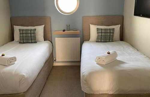 Newcastle Emlyn Bed & Breakfast | Roseberry House