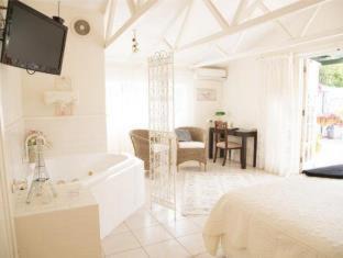Gooseberry Hill Bed & Breakfast | Rosebridge House Bed & Breakfast Adult Retreat