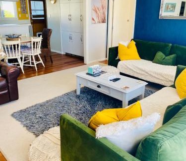 Invercargill House | Rosedale Retreat