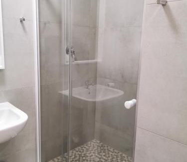 Westdene Apartment | Rosedene