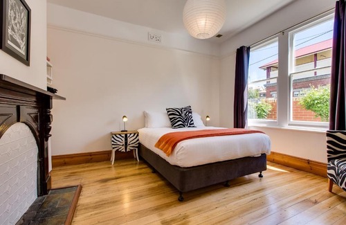North Hobart House | Rosehaven Cottage