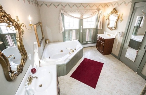 Bradford Bed & Breakfast | Rosewood Country Inn