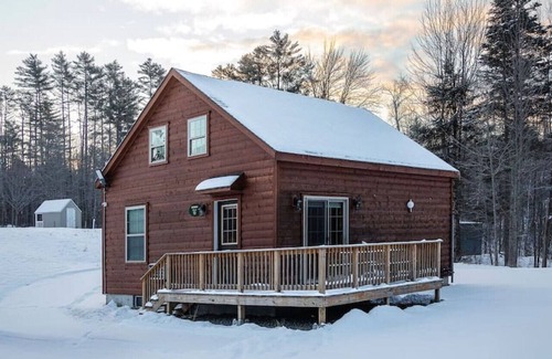 Bethlehem Cabin | Rosewood Villa, Brand new 2 bedroom log cabin!