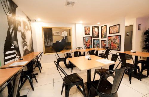 Cabanatuan Hotel | Rosey Hotel