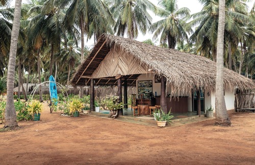 Etalai Cottage | Roshanne Beach Resort
