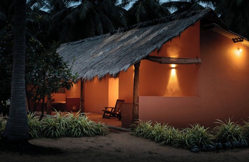 Etalai Cottage | Roshanne Beach Resort