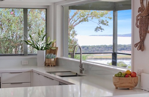 Merimbula Cabin | Rosies Seaview - 3 bedroom option