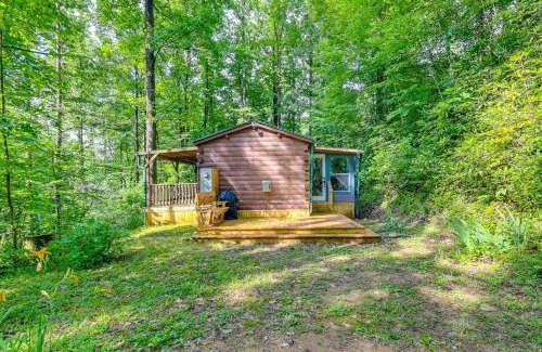 Rosman Apartment | Rosman Vacation Rental with Charcoal Grill!