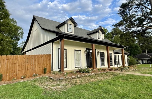 Tougaloo House | Ross Barnett Reservoir