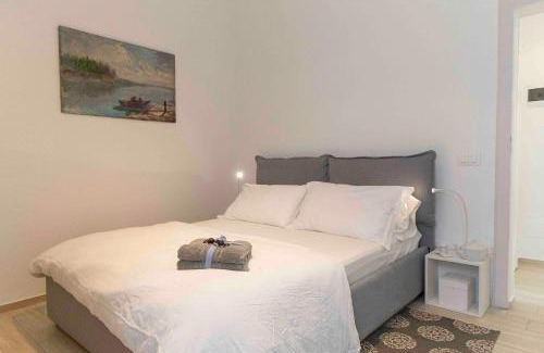 Reggio nell'Emilia Apartment | ROSSENA HOME tranquillo appartamento, con giardino, vicino al centro ed all'Ospedale Santa Maria Nuova SMN