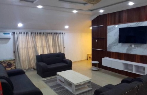 Mushin Apartment | Rotzy Residences Adefowope - Home Away From Home