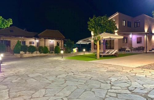 Monastiraki House | Rouga Paradise Resort