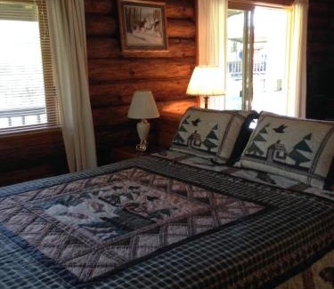 Gaines Hotel | Rough Cut Lodge