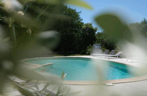 Mormoiron Apartment | Rouleraventoux, Gîte sportif avec piscine, sauna, salle de sport, jardin