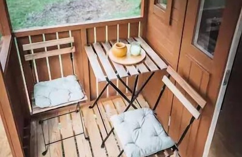 Kinrooi Cabin | Roulotte with terrace sleeps 4