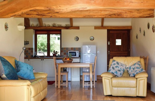Saint Kew Cottage | Round House - UK12083