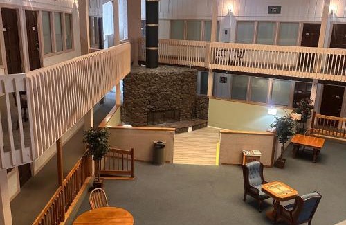 Pinetop Hotel | Roundhouse Resort