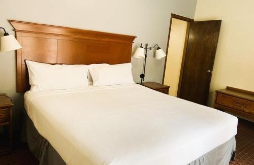 Pinetop Hotel | Roundhouse Resort