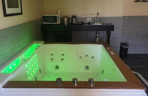 Southern View Hotel | Route 66 Hotel, Springfield, Illinois