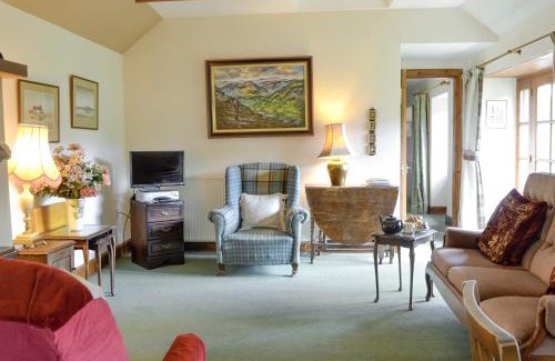 Alrick House | Rowan Tree Cottage - S4216