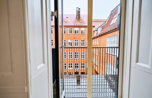 Indre By Apartment | Royal 2br - By Amalienborg