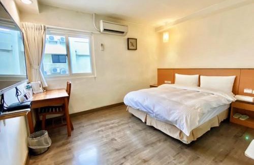 East District Hotel | Royal Business Hotel (Self Check-in)