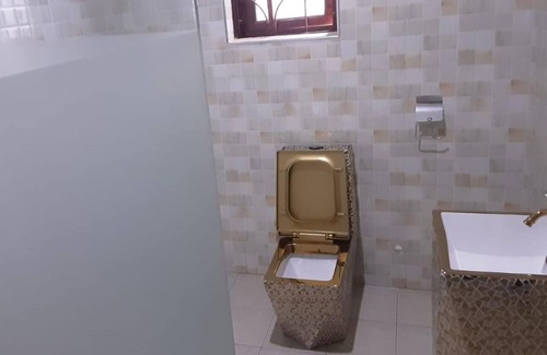 Nkpor Hotel | Royal City Dubai Hotel & Suites