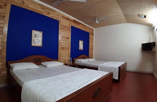 Anaimalai House | Royal Cottage, Anaimalai room 7