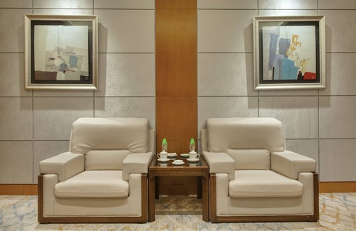 Dalang Hotel | Royal Garden Hotel