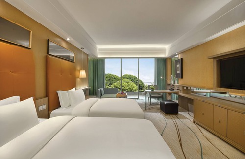 Dalang Hotel | Royal Garden Hotel