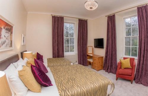 Beddgelert Bed & Breakfast | Royal Goat Hotel