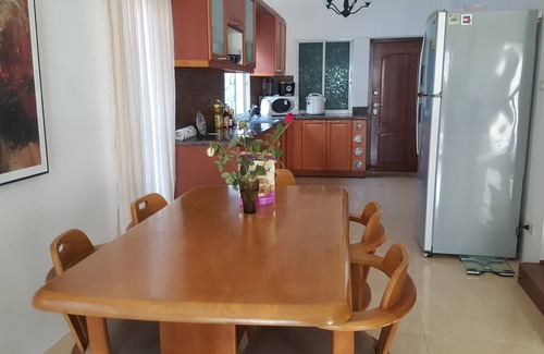 Jomtien Villa | Royal Heritage 4 Bedroom Pool Villa