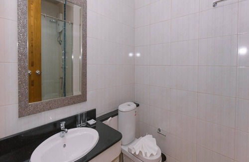 Pak Nam Hotel | Royal Hill Satun Hotel