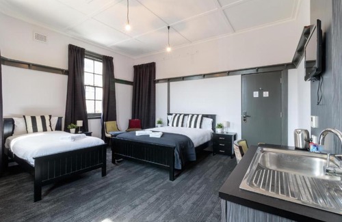 Ryde Hotel | Royal Hotel Ryde