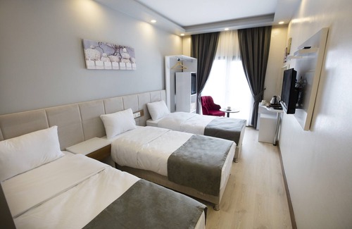 Kucukcekmece Hotel | Royal Inci Airport Hotel