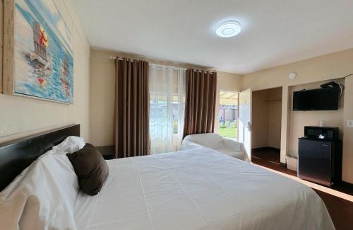 Hemet Hotel | Royal Inn and Suites