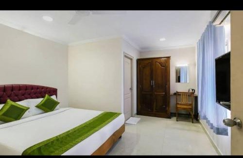 Palayam Hotel | ROYAL INN