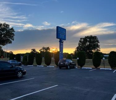 Neptune City Hotel | Royal Inn - Neptune